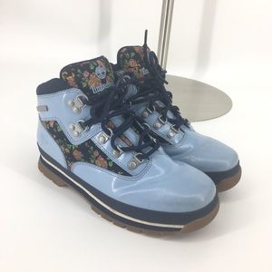 Timberlands size 6.5 Ankle Booties Boots Floral
